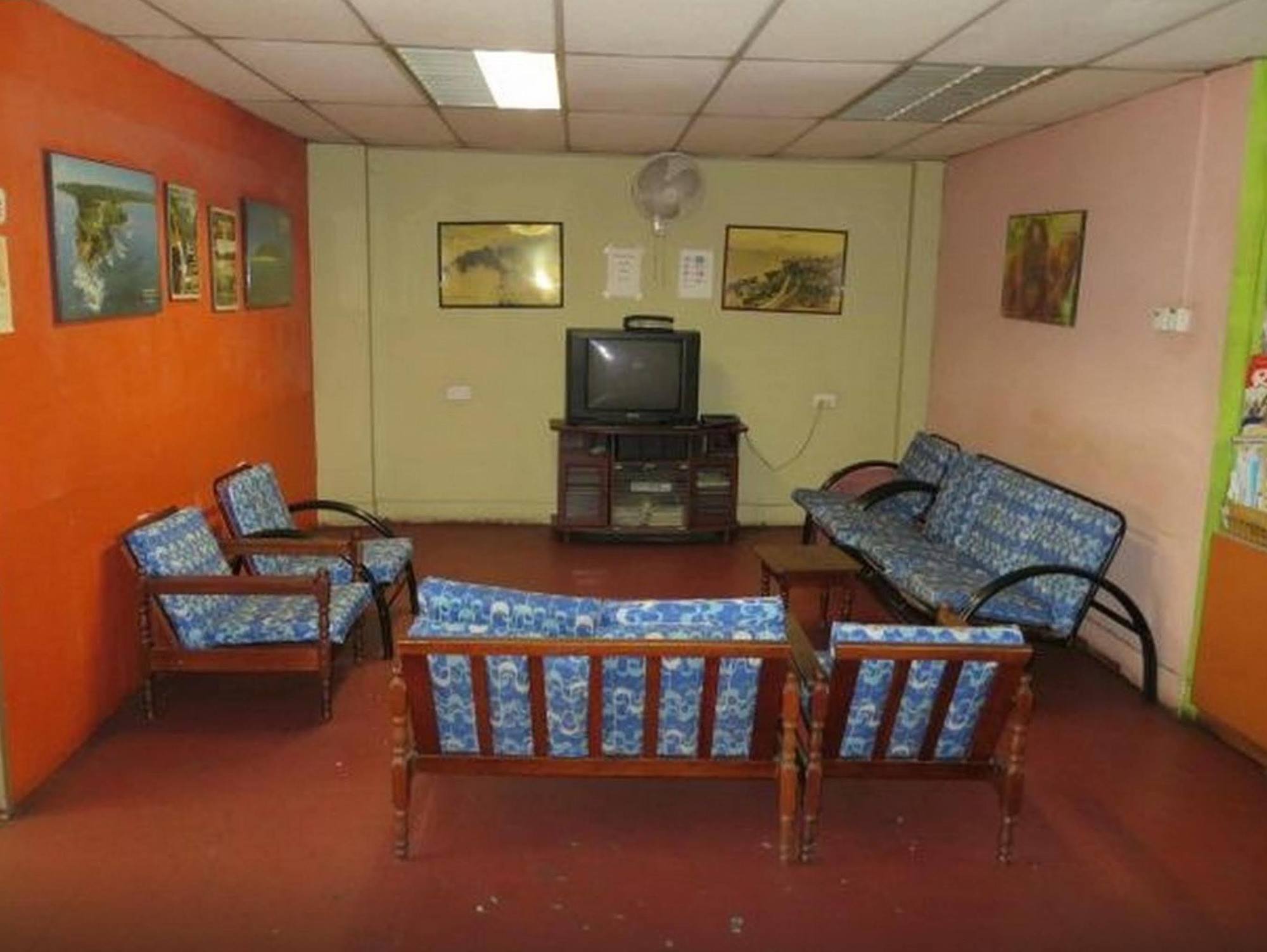 Stay In Lodge Kota Kinabalu Exterior photo